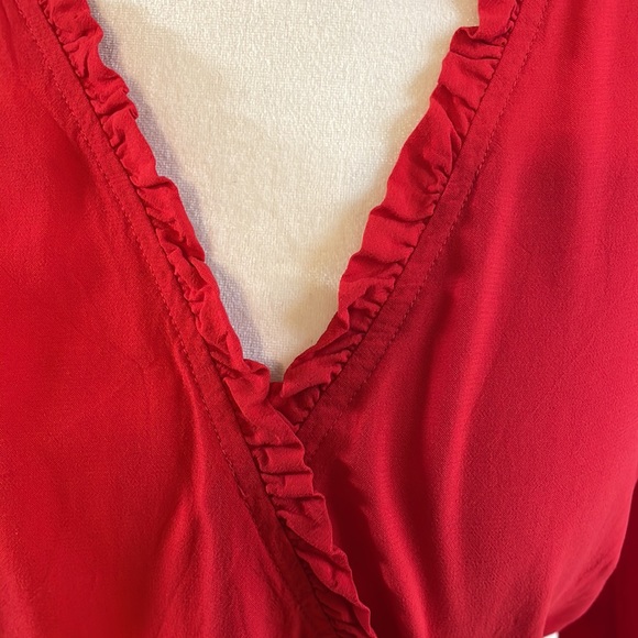 LOFT Wrap Top - Picture 2 of 5